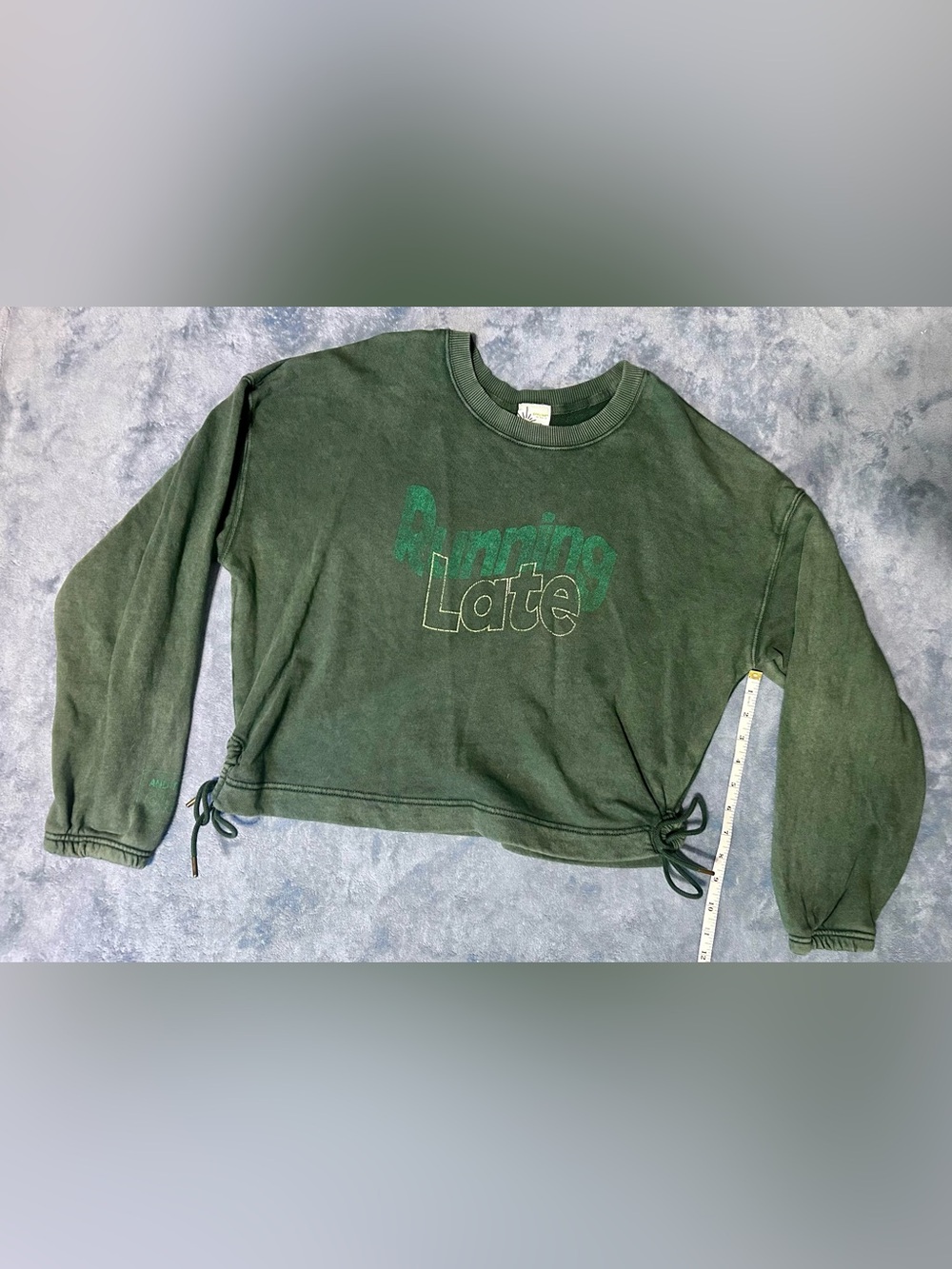 "Running Late" Green Cropped Sweatshirt - 100% Cotton